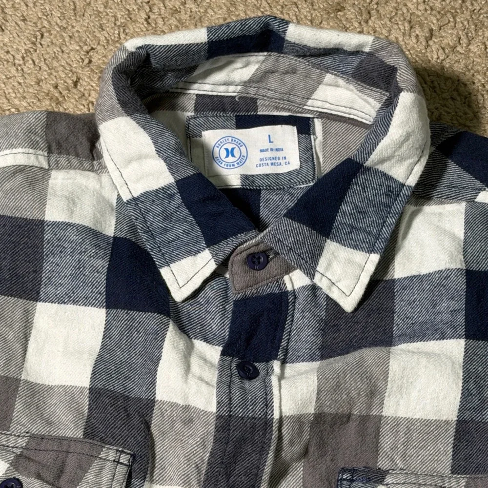 Hurley Mens Large Navy Blue Grey Plaid Long Sleeve Button Down Flannel Shirt L
